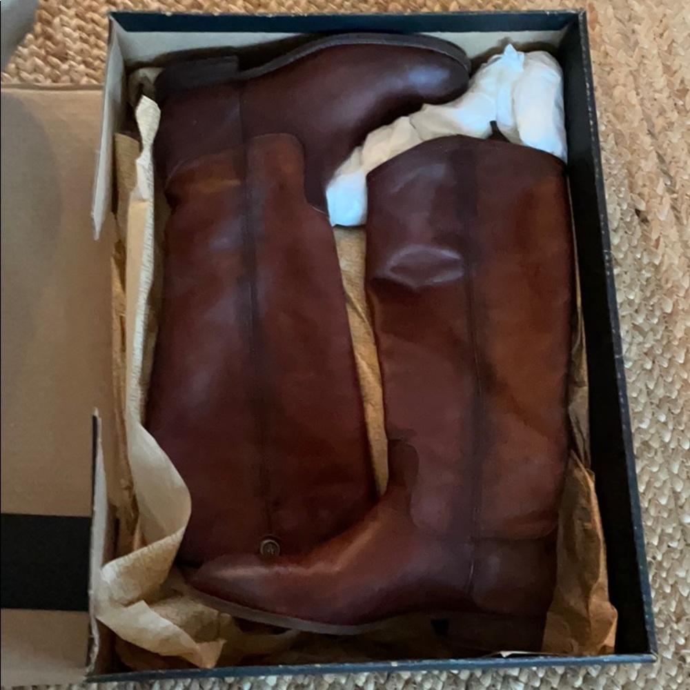 Frye Melissa Button 2 Cognac boots